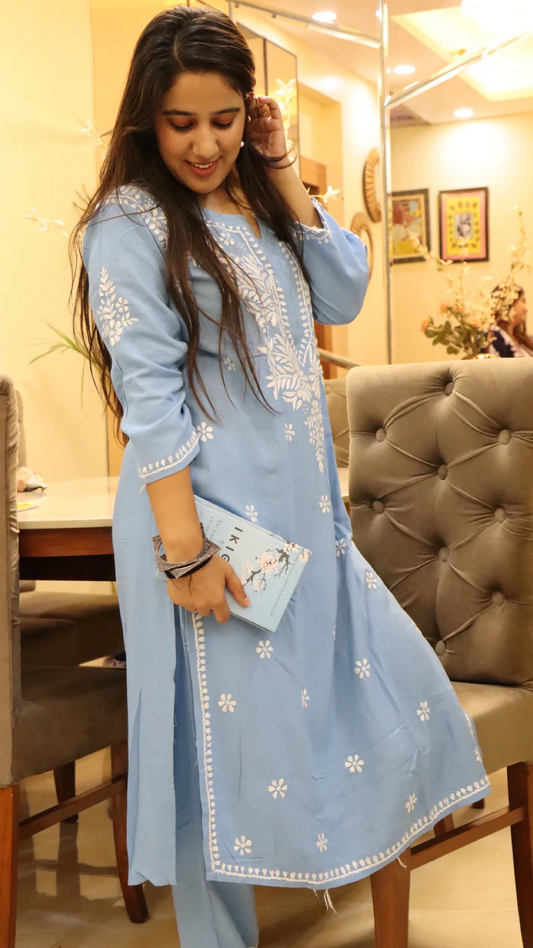Chikankari suit set with Zari work