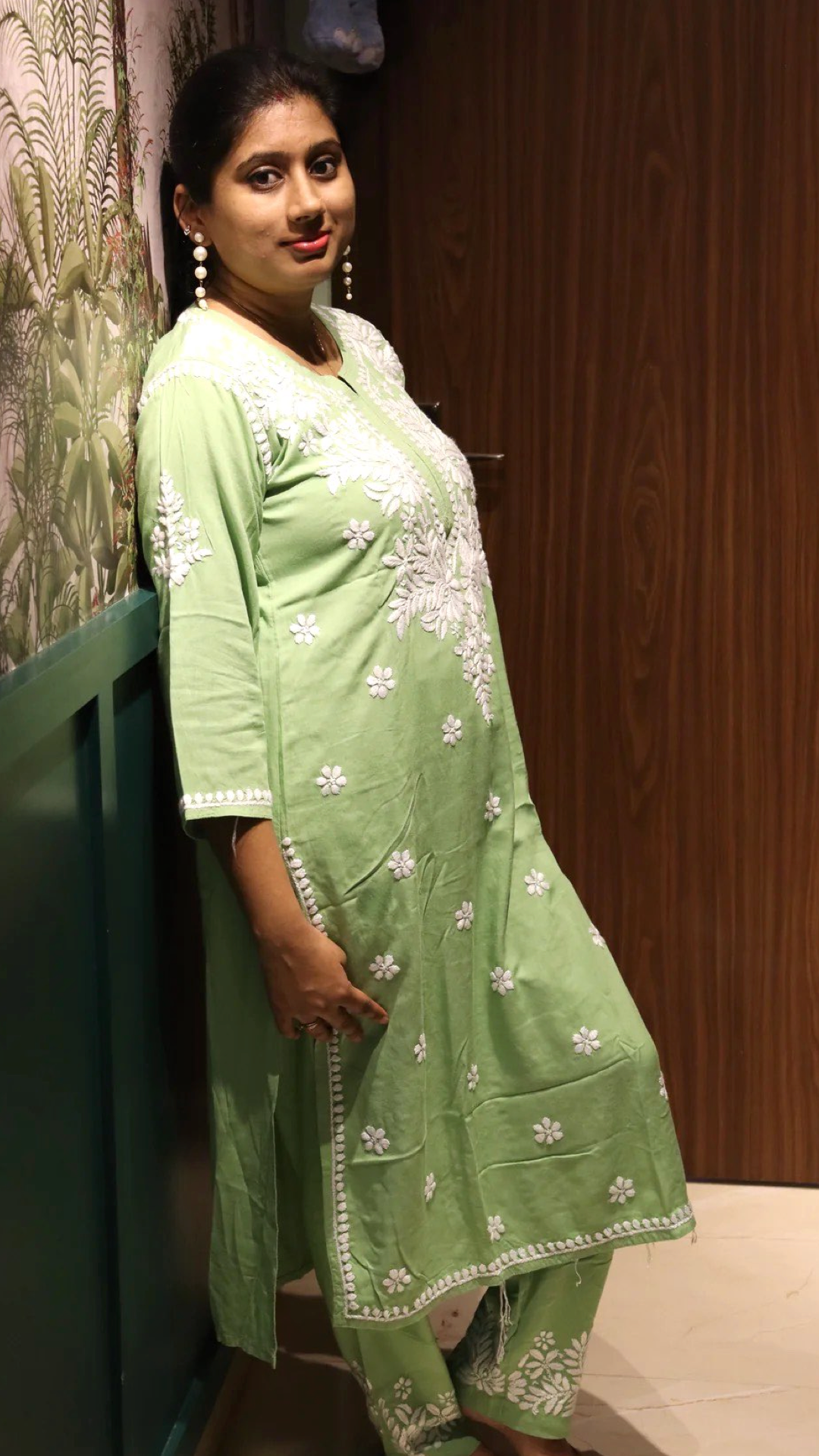 Chikankari suit set with Zari work